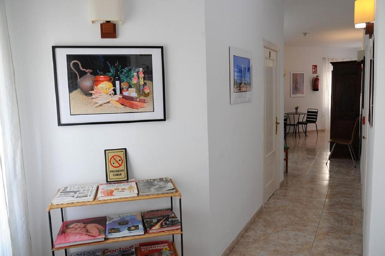 Pension Subirats Perello El Perelló エクステリア 写真